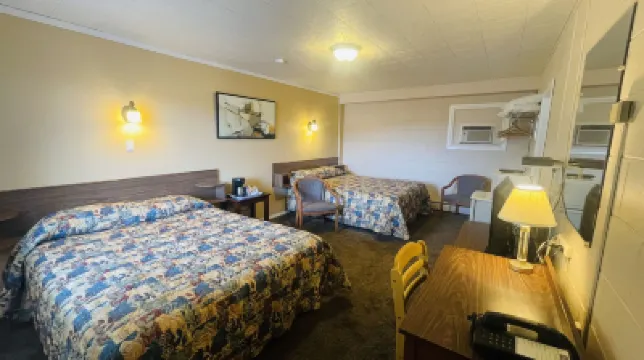 Travellers Motel Hotel a 