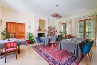 Domaine de La Tour Hotels in Pont D'ouilly