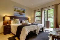 Forest Lodge
