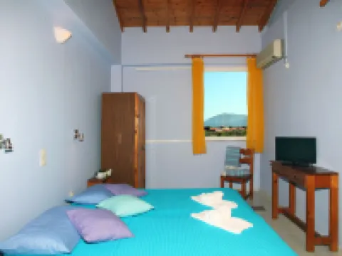 Summer House Louisa Hotels in Lygia