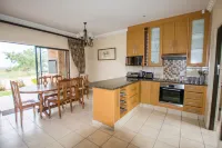 HoyoHoyo Acorns Lodge