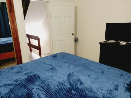 Ella's Park View Townhouse Crown Point Отели рядом с Аэропорт Тобаго