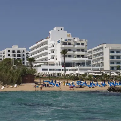 Silver Sands Beach Hotel Hotels near Tiny Beach
