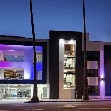 Comfort Inn Santa Monica - West Los Angeles Отели рядом с достопримечательностью «Mt. Olive Lutheran Church»