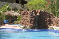 Le Calao du Lac Rose - Pools