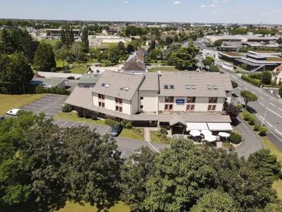 Kyriad Chateauroux Hotel dekat Stade Montaigne