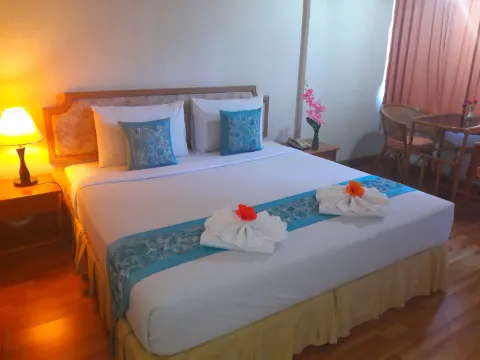Double Room With 1 King Bed
