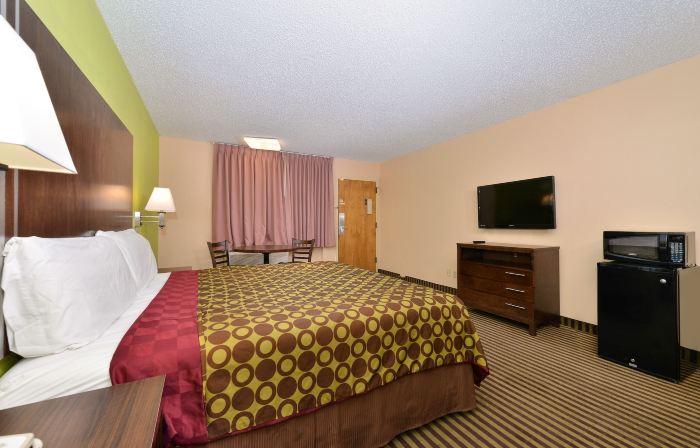 Frontier Motel