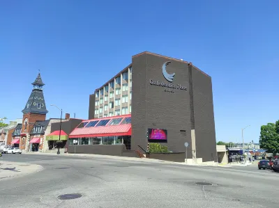 聯邦廣場飯店 伊莎貝爾·巴德表演藝術中心附近的飯店