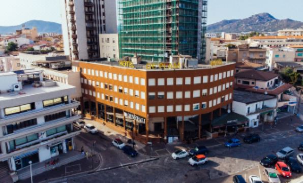 Hotel De Plam - Housity