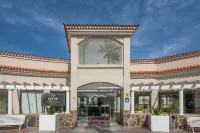 Hotel LIVVO Koala Garden Hotels near Camel Safari Park