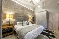 Driftwood by the Oyster Collection