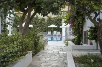 Maritimo Beach Hotel