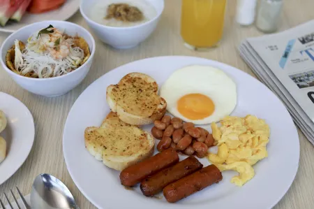 Citadines Uplands Kuching Отели рядом с достопримечательностью «New Sarawak State Legislative Assembly Bldg»