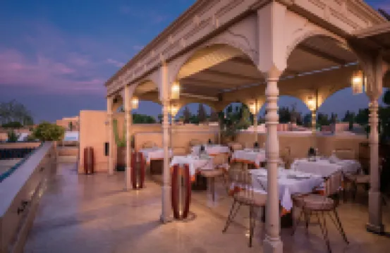 โรงแรม 72 แอนด์ สปา