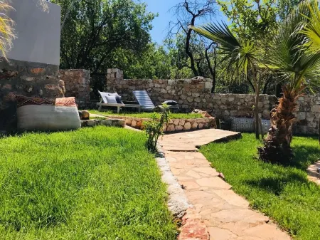 Kale Lodge - Adults Only