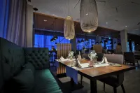 Hotel Seven - breakfast