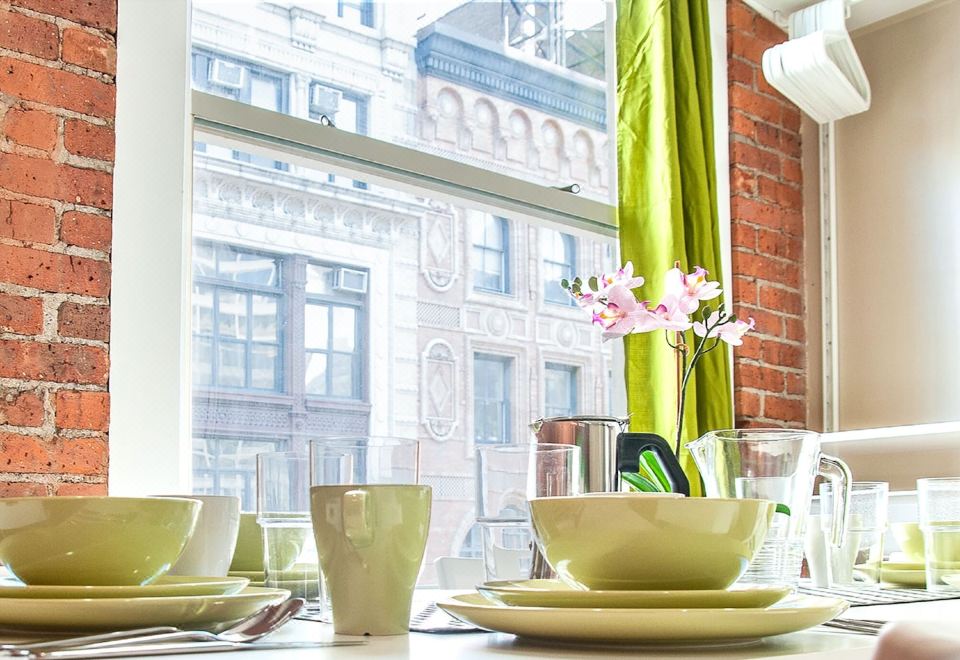 NYC 엠파이어 아파트 전경