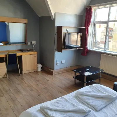 Gilson Hotel Hotels near Connexin Live, Hull