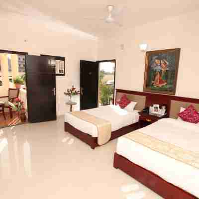 Hotel Kridha Residency - Opposite Prem Mandir Vrindavan Rooms