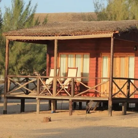 Campement Lodge Océan & Savane