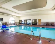 Quality Inn Columbia - Pools