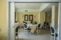 Villa Daphne - breakfast