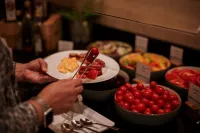希爾頓逸林布拉迪斯拉發酒店 - 早餐