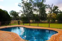 Newell Motor Inn Narrandera Hotels in Gillenbah