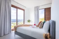 La Perla Chic Panoramic Designer Villa - 4-Star