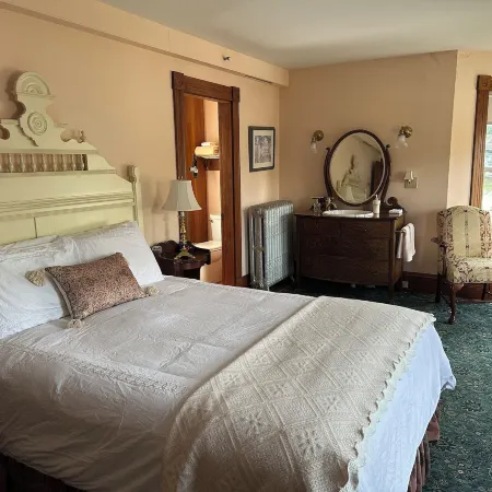 Meredith Inn