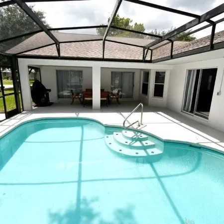 Greater Groves - 5 Bedrooms House w/Pool-5202GG Home by RedAwning