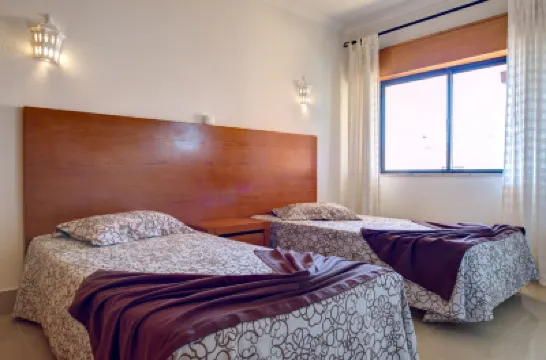 Choromar Apartments Hotels near Albufeira - Ferreiras Railway Station