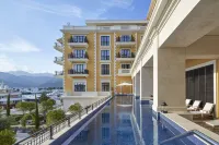 Regent Porto Montenegro - Pools