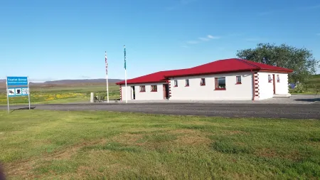 Grímstunga Guesthouse Hólsfjöll Отели в г. Thingeyjarsveit