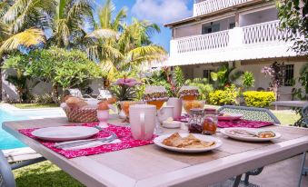 Le Mandala Moris Guesthouse Pointe Aux Canonniers