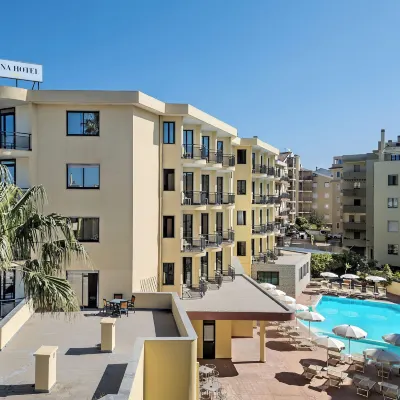 Rina Hotel Отели рядом с достопримечательностью «Железнодорожная станция Альгеро»