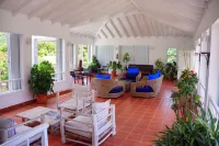 L'Esperance Hotel Hotels in Сінт-Маартен