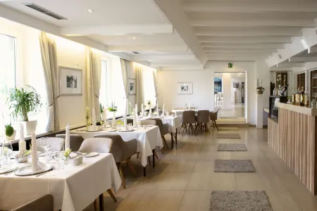 Parkhotel Oberhausen Отели рядом с достопримечательностью «König Pilsener Arena»