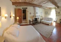 La Bastide de l'Adrech Hotel in zona L'OCCITANE