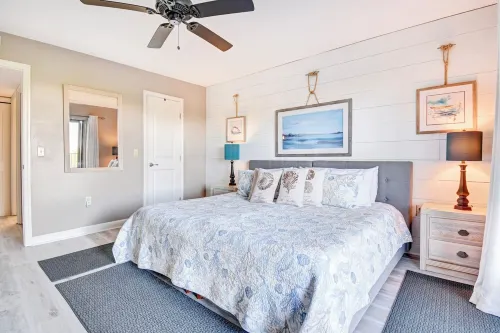 Directly across the street from beautiful beach and amazing sunsets