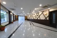 Madhav Muskan Residency Hotels in Mathura