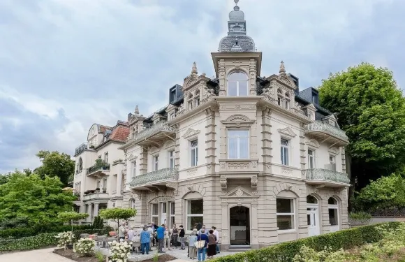 格魯內瓦爾德別墅酒店