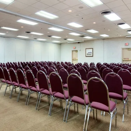 Ramada by Wyndham Reno Hotel & Casino
