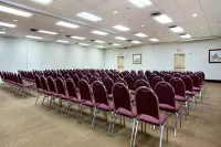 Ramada by Wyndham Reno Hotel & Casino
