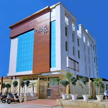 Hotel Casaya Inn