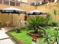 Freedom Traveller Hostel Hotels in Rooma