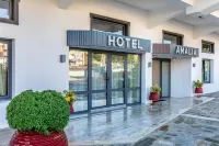 Amalia Hotel