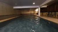 Hotel Los Ceibos - С бассейном