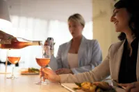 Hotel Chicoutimi, affilié à Hyvi - bar